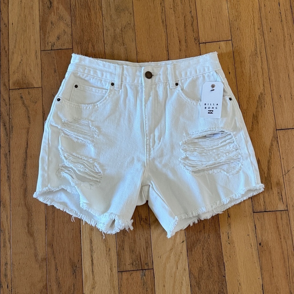 BILLABONG | HOW ABOUT THAT JEAN SHORTS | White | Distressed | size 26